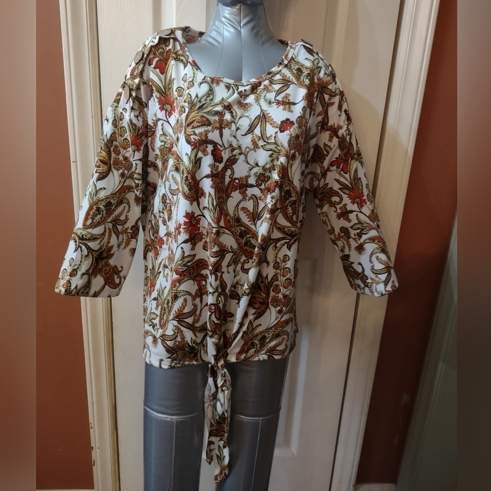 Cure woman's long sleeve blouse shirt top size XL Paisley